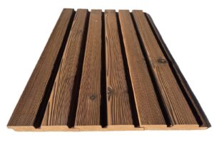 Akustiska utomhuspaneler. Termo, bränd, borstad furu.